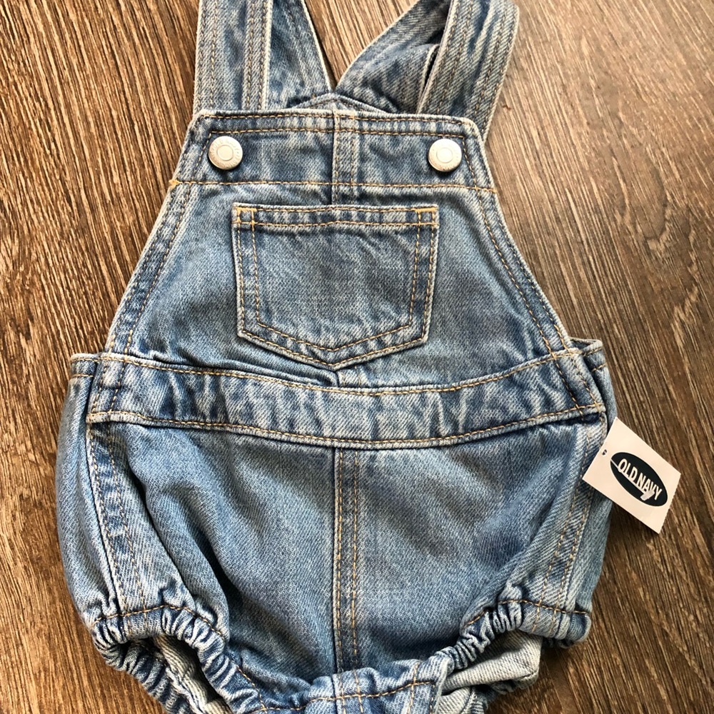 Old navy bumble romper overalls